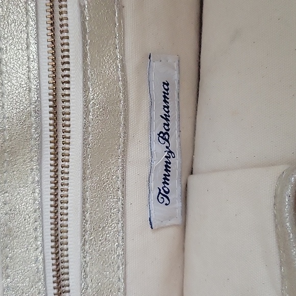 Tommy Bahama Purse - Picture 4 of 7